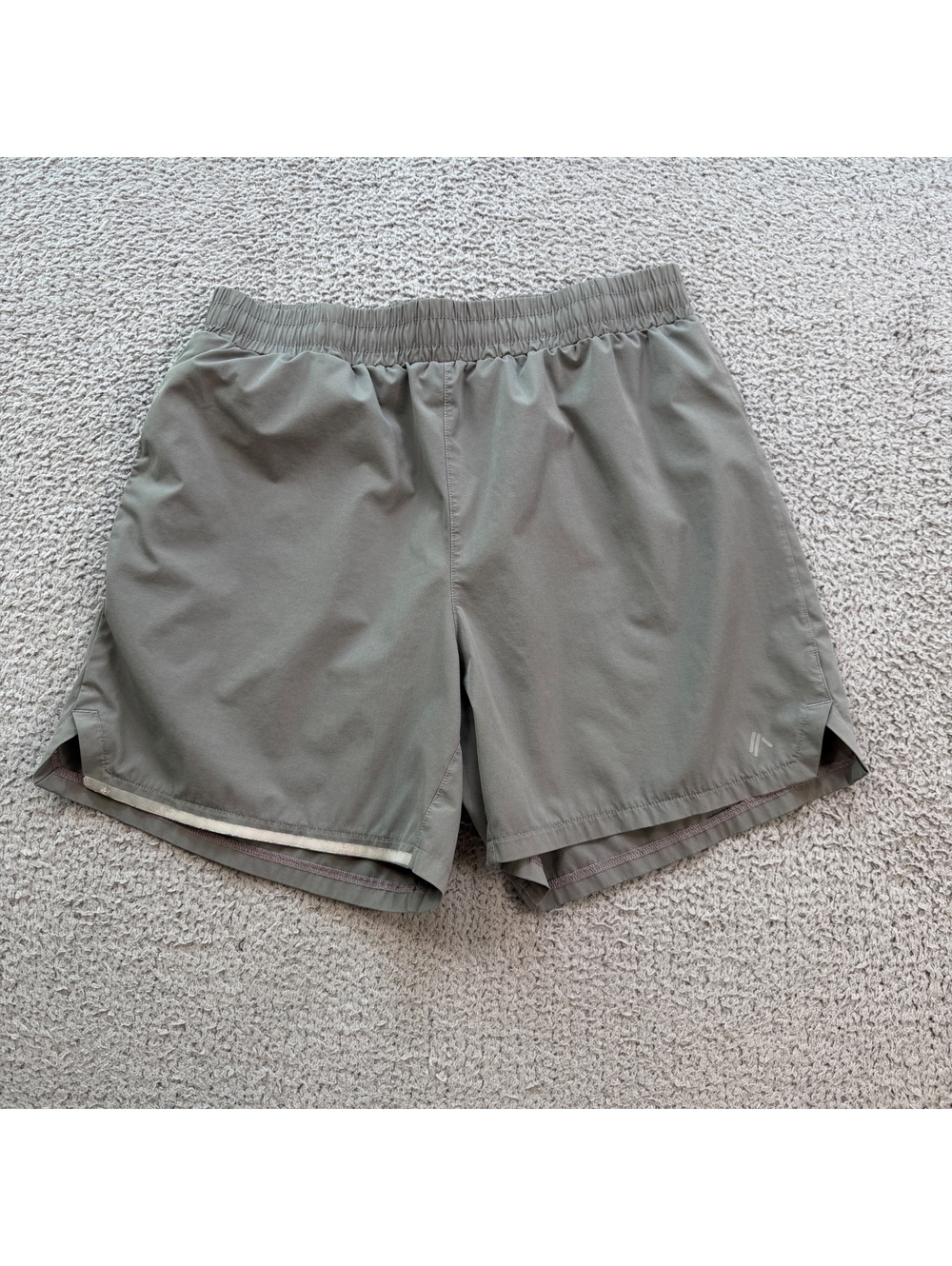 Alphalete Mens Gray Lined Performance Training Shorts 28 Waist Small Gym Running